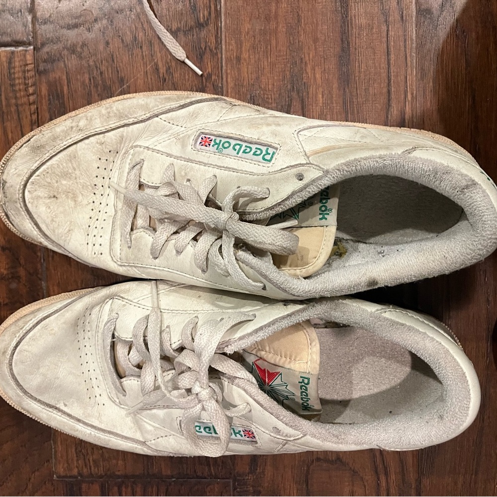 Reebok White Athletic Shoes (beaters)